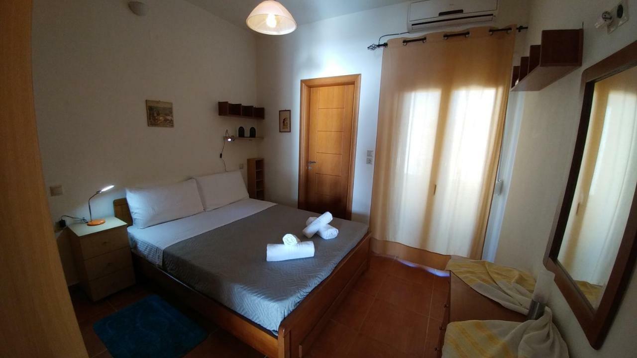 Villa Golden Ammos Sea View 칼라마키 외부 사진
